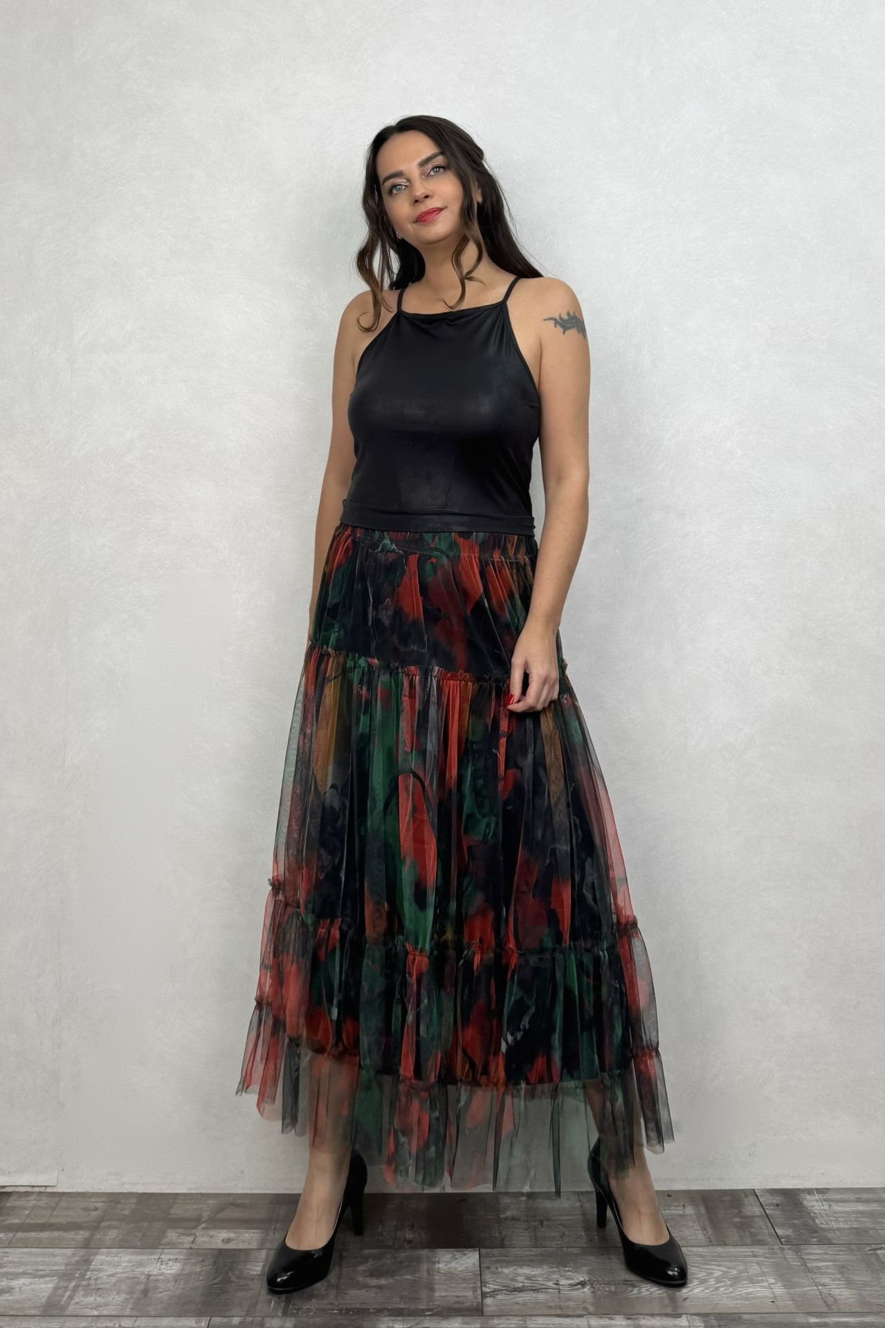 Uzun Tül Etek Kırmızı Yeşil Çiçekli