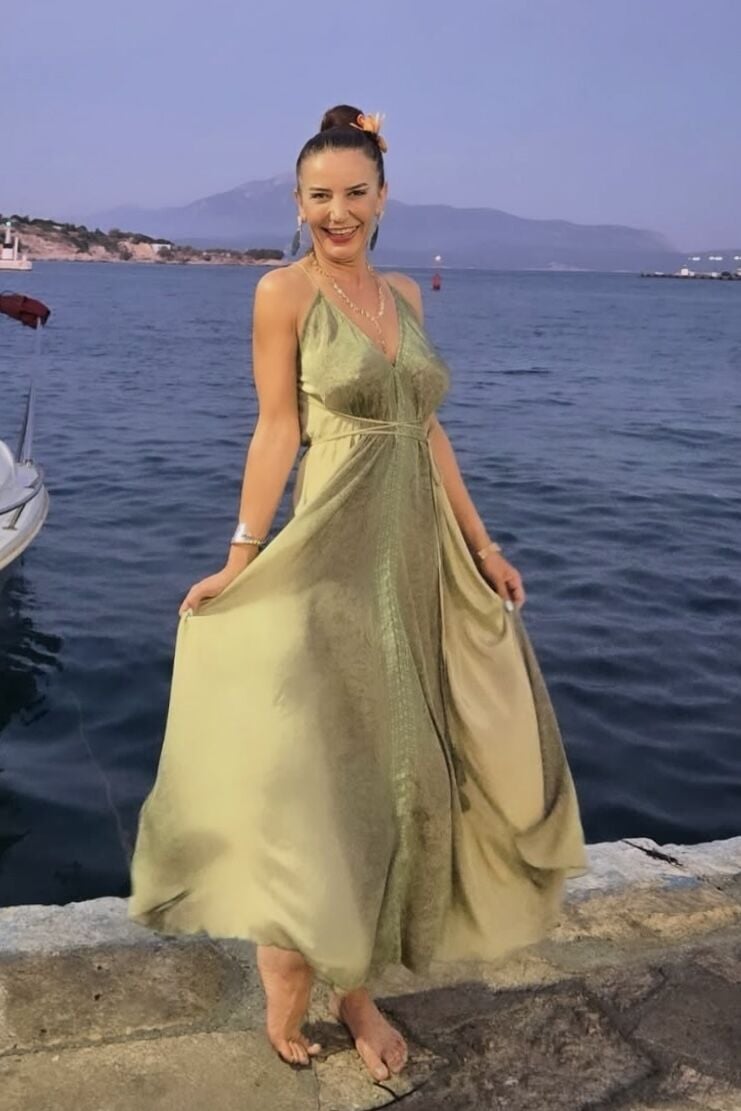 Charm Askılı Uzun İpek Elbise - Yeşil