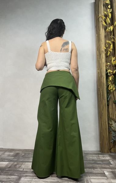 El Örgüsü Dolamalı Motifli Tasarım Crop Bluz - Beyaz