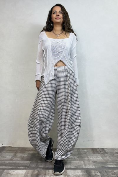 Paça Detaylı Gofre Pantolon - Beyaz Kareli