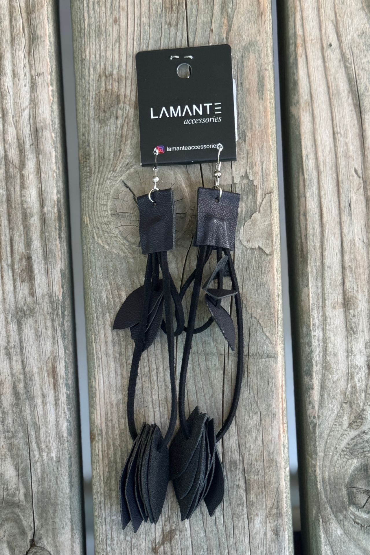 Lamante Salkım Yaprak Küpe - Siyah