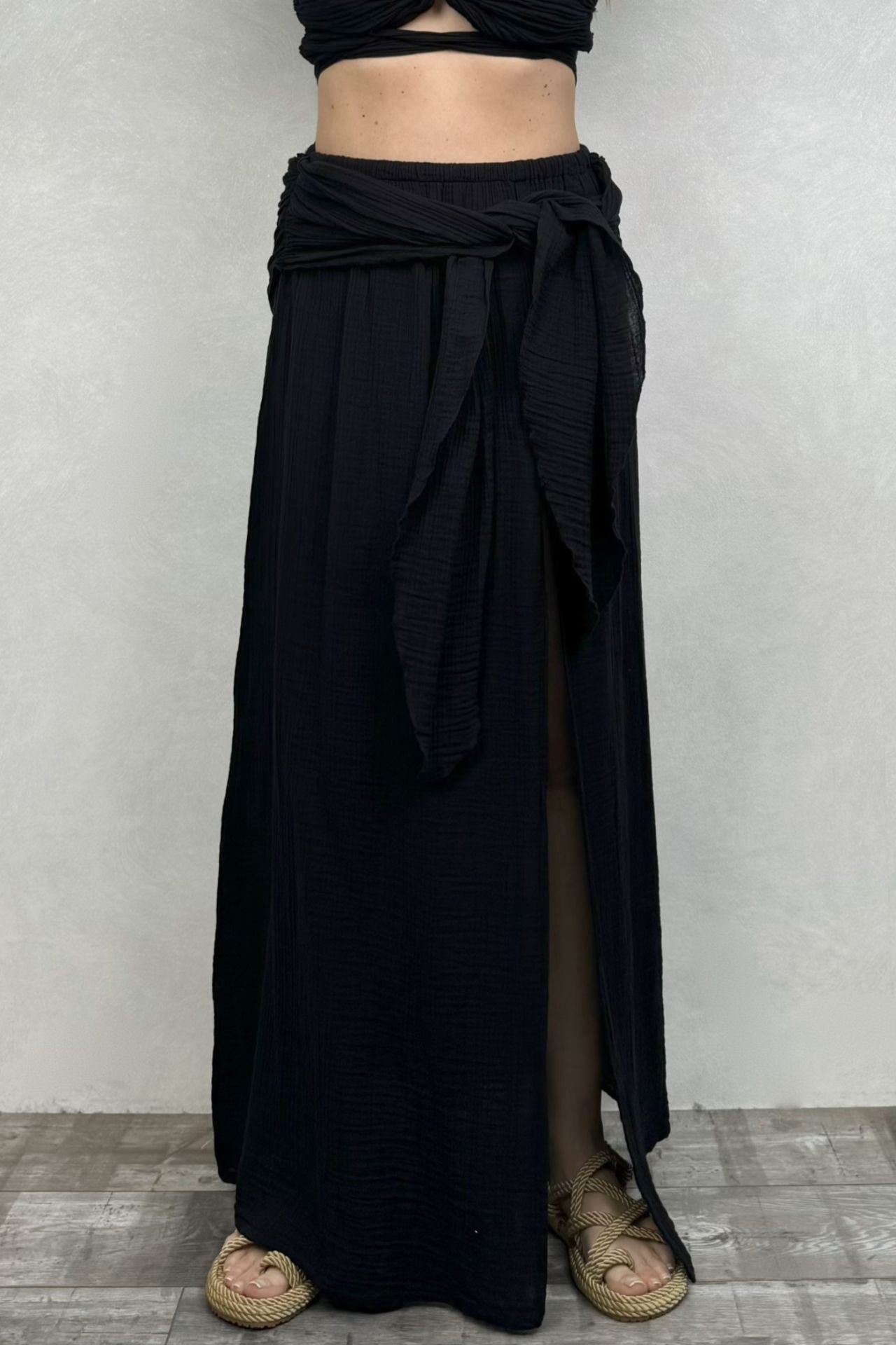 Penelope Kemer Detaylı Etek - Siyah