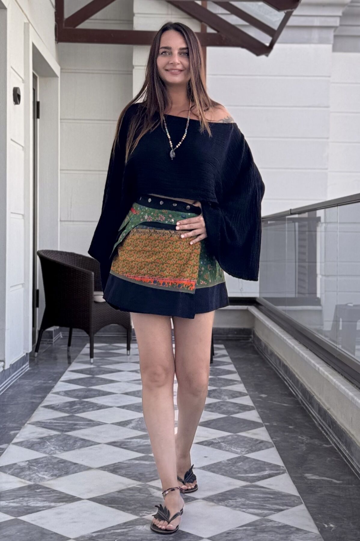 Çıtçıt Kapamalı Cep Kemerli Anvelop Mini Etek - Siyah