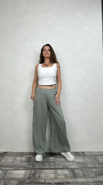 Sırt Lastikli Fit Crop Bluz - Beyaz