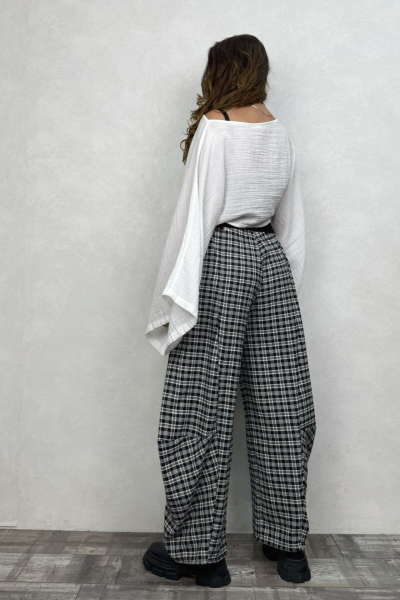 Paça Detaylı Gofre Pantolon - Siyah Eskiz