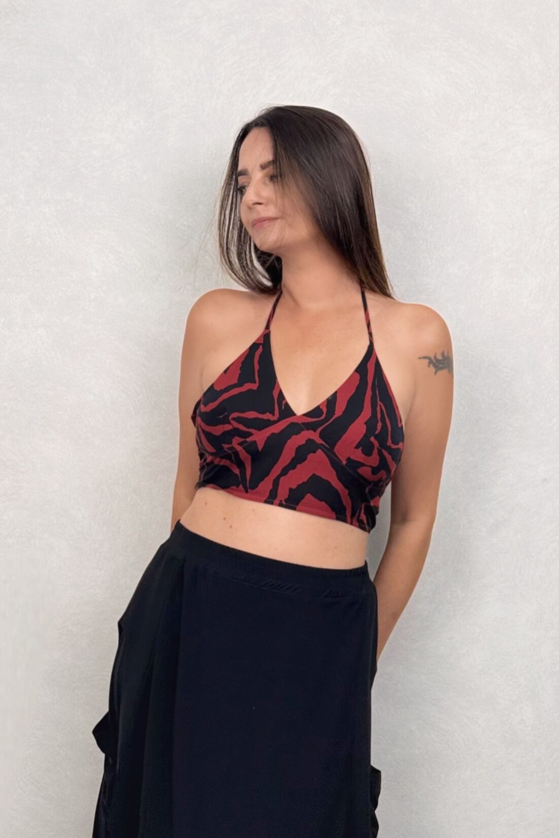 Boyundan Bağlamalı Kuplu Crop Bluz - Kırmızı Zebra