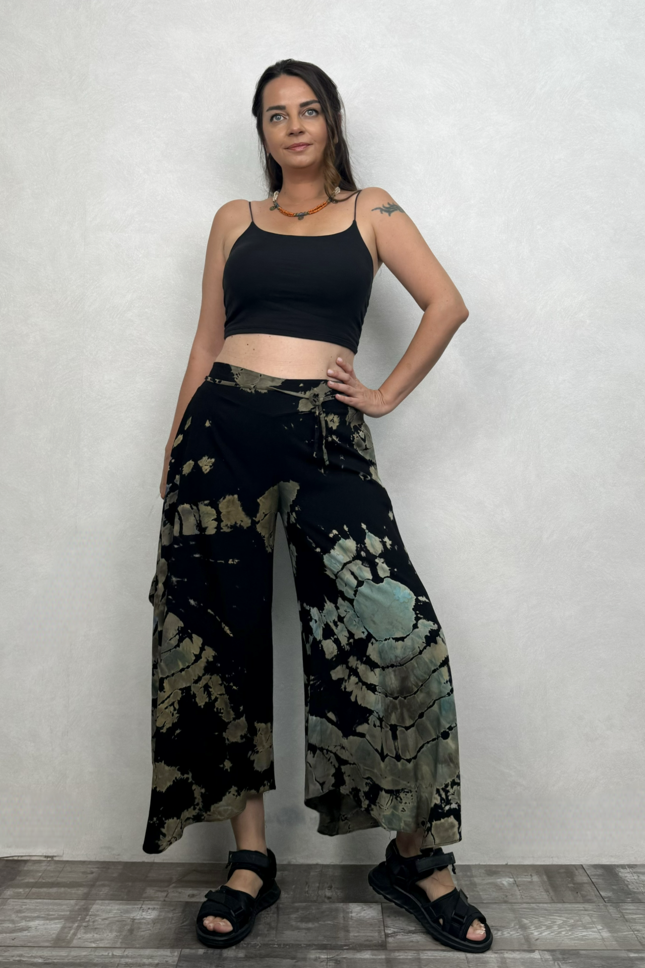 Yırtmaçlı Batik Pantolon - Siyah Yeşil