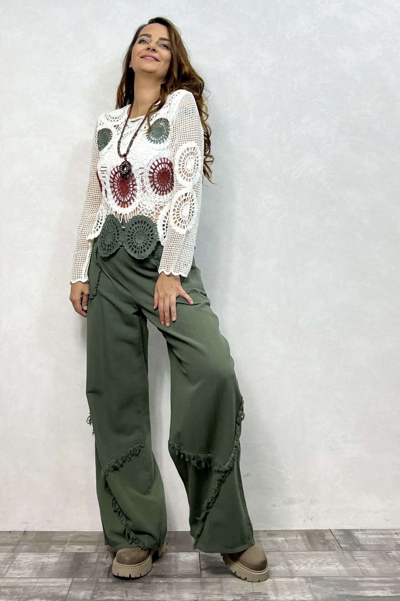 Püskül Detaylı Gabardin Pantolon - Haki