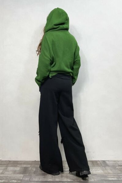 Püskül Detaylı Gabardin Pantolon - Siyah
