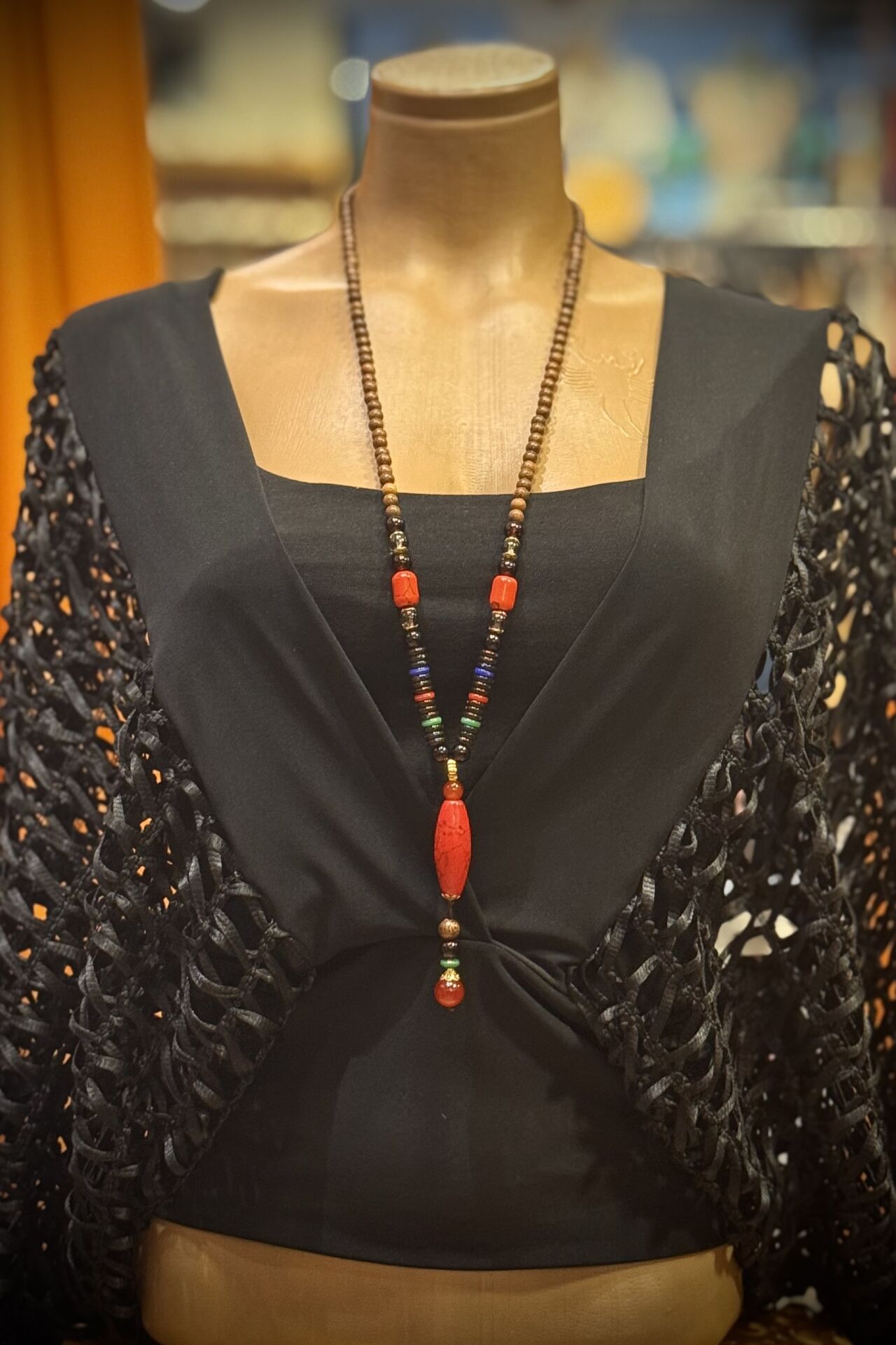 Doğal taş Uzun Etnik Kolye - Kırmızı