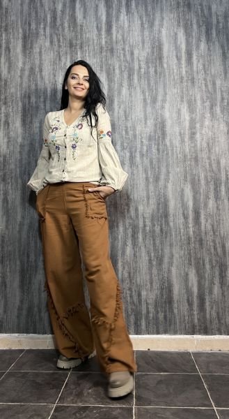 Püskül Detaylı Gabardin Pantolon Taba