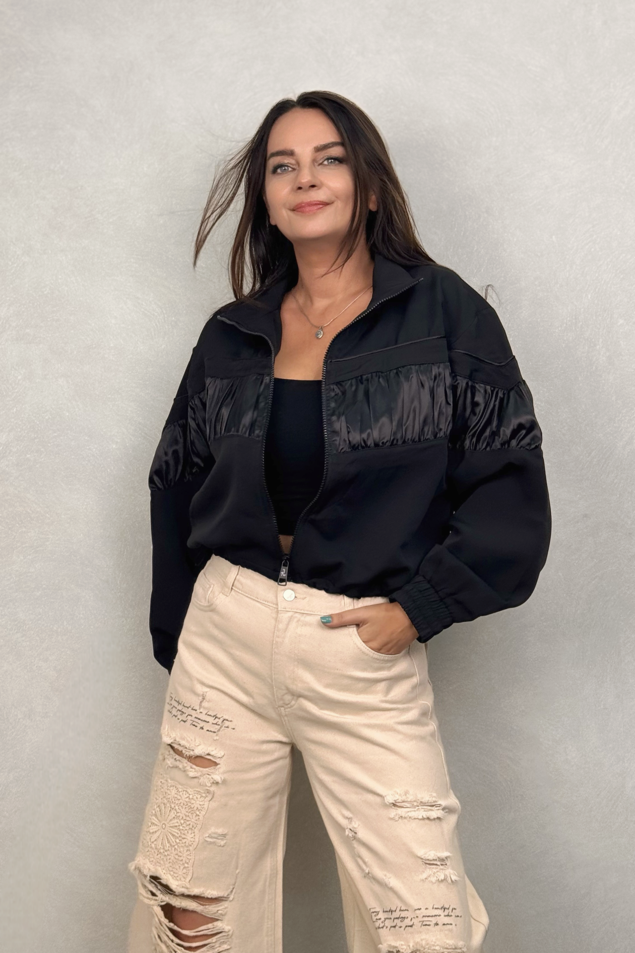 Saten Detaylı Ceket - Siyah