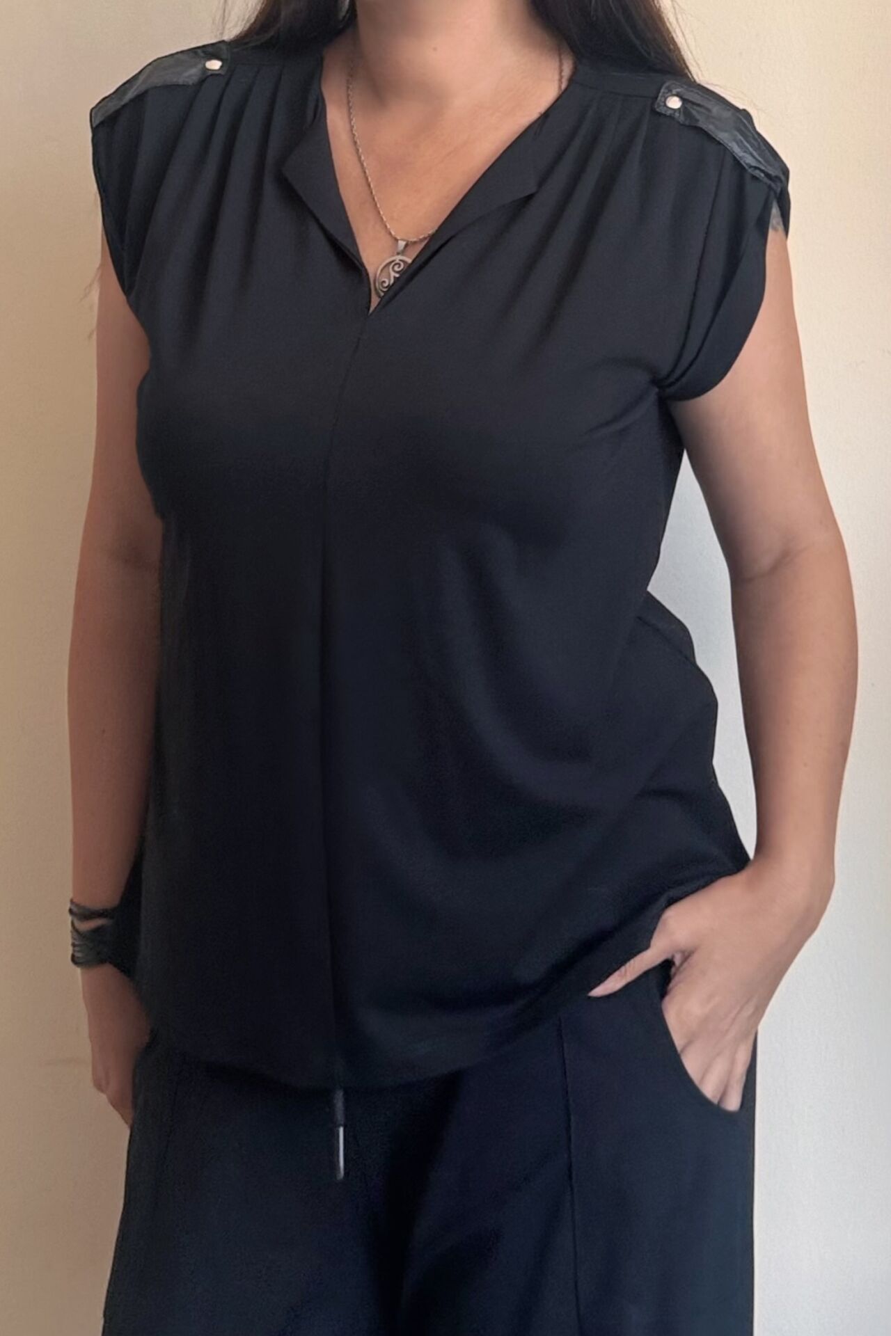 Lamante Mayotte Omuz Detaylı Bluz - Siyah