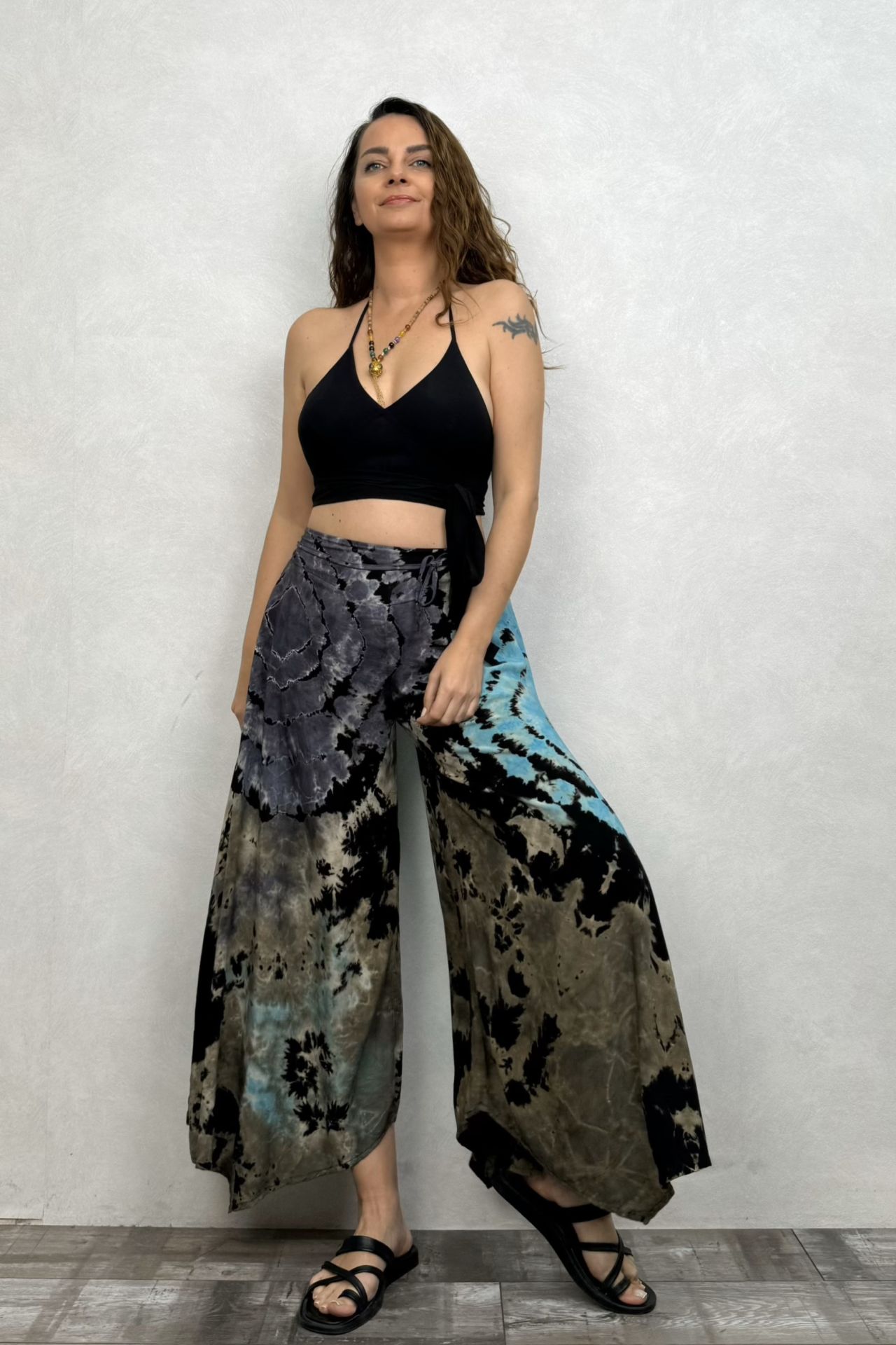 Yırtmaçlı Batik Pantolon - Siyah