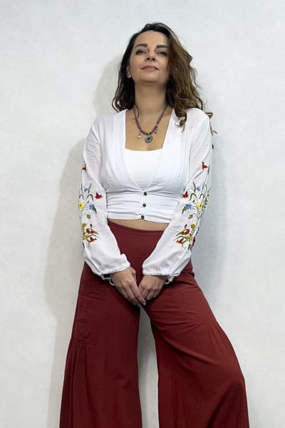 Moly Nakışlı Crop Gömlek- Beyaz
