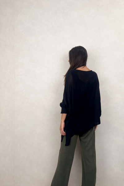 Asimetrik Kayık Triko Bluz - Siyah