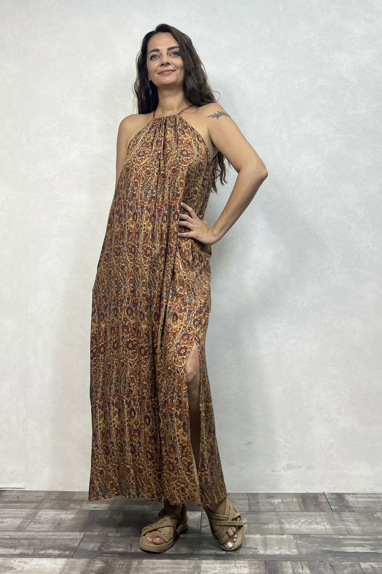 Halter Yaka Yırtmaçlı Bohem Elbise - Hardal